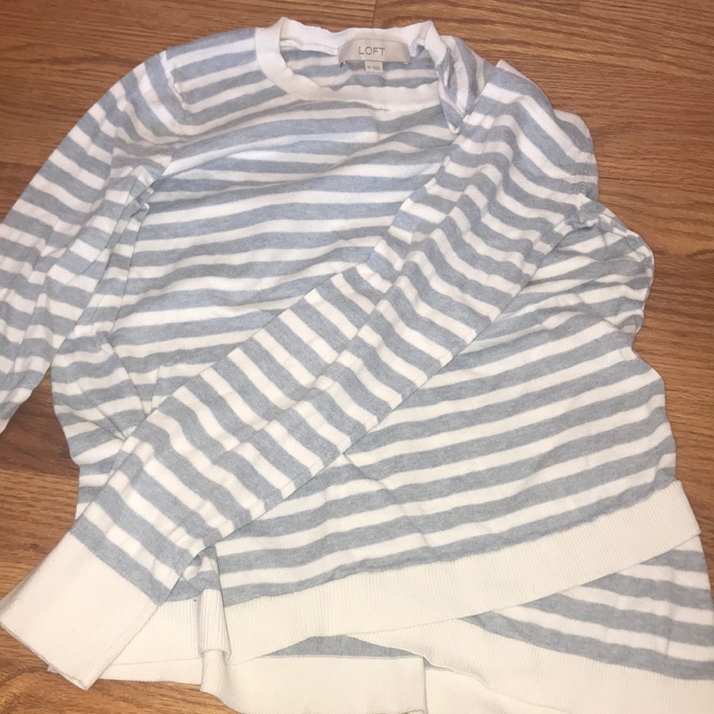 LOFT Sweater - Picture 2 of 3